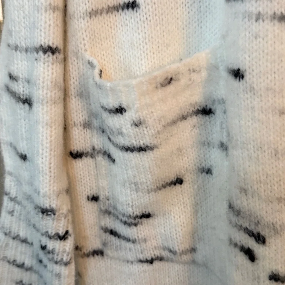 Haptucs Women's Cream and Black Cardigan - Picture 4 of 6